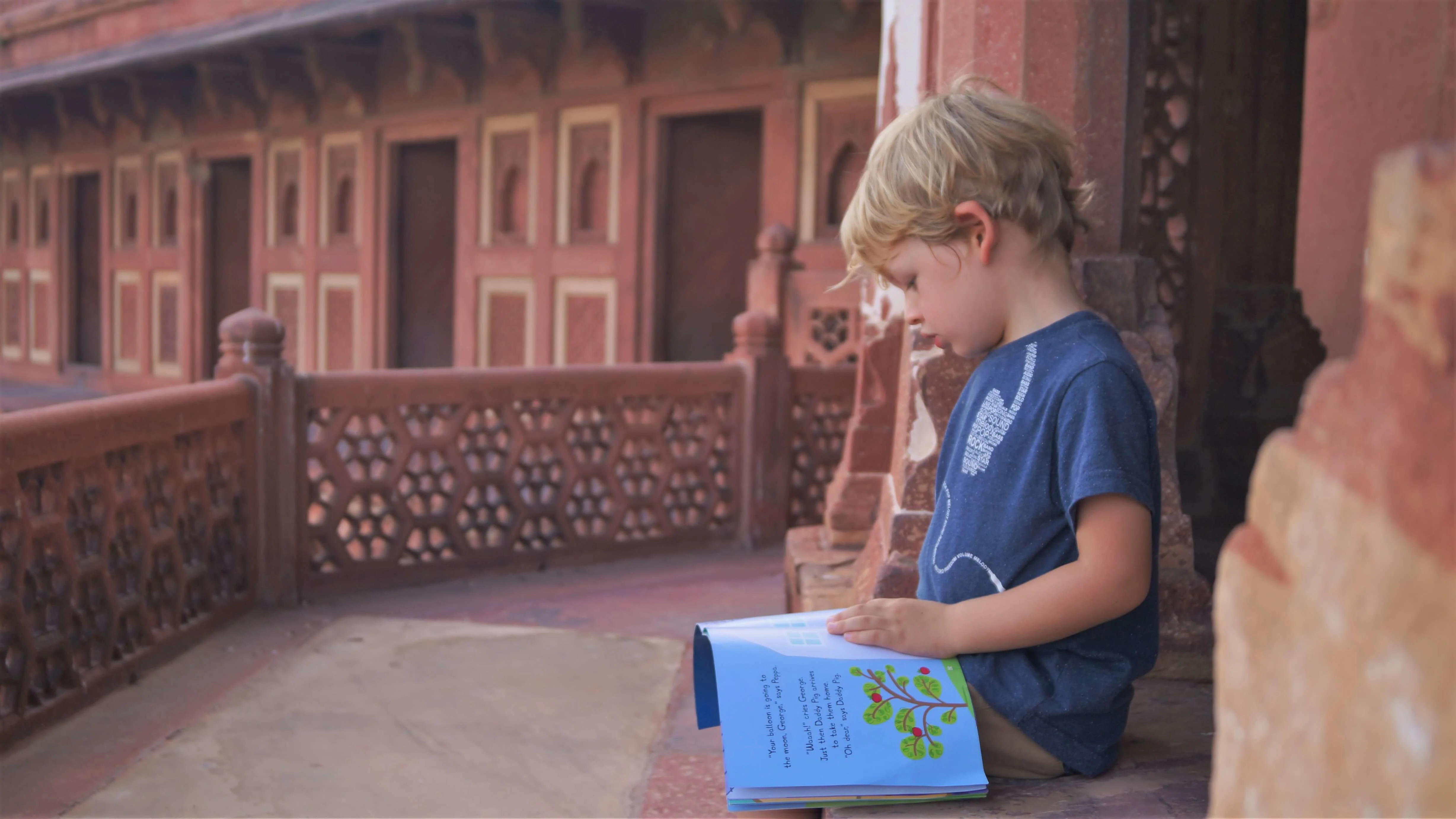 Travel stories for young kids: 10 travel inspiring books for the under-5s