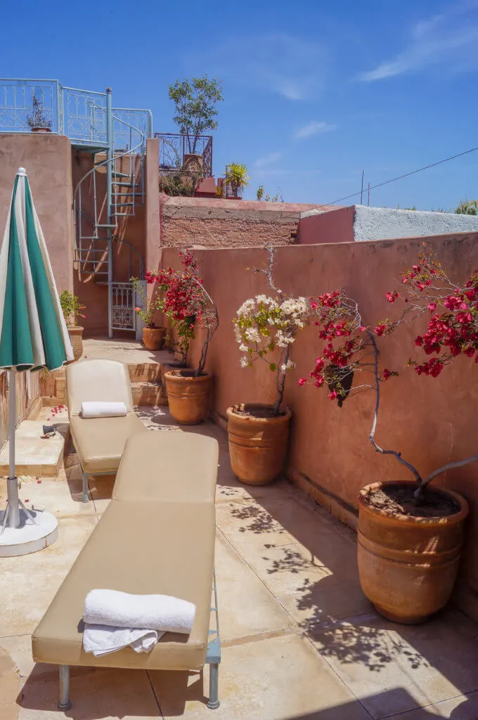 Riad Les Hibiscus rooftop