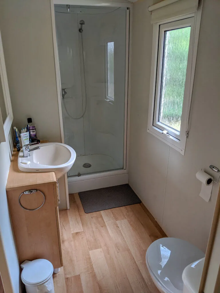 bathroom in mobile home