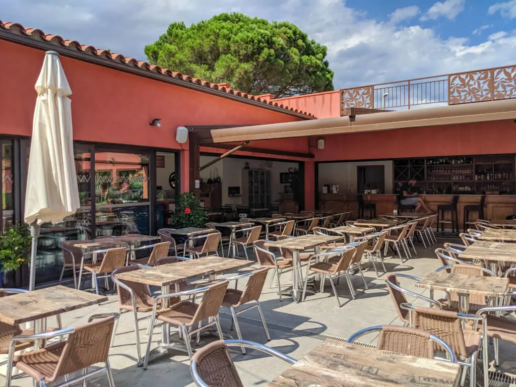 outside dining area in South of France