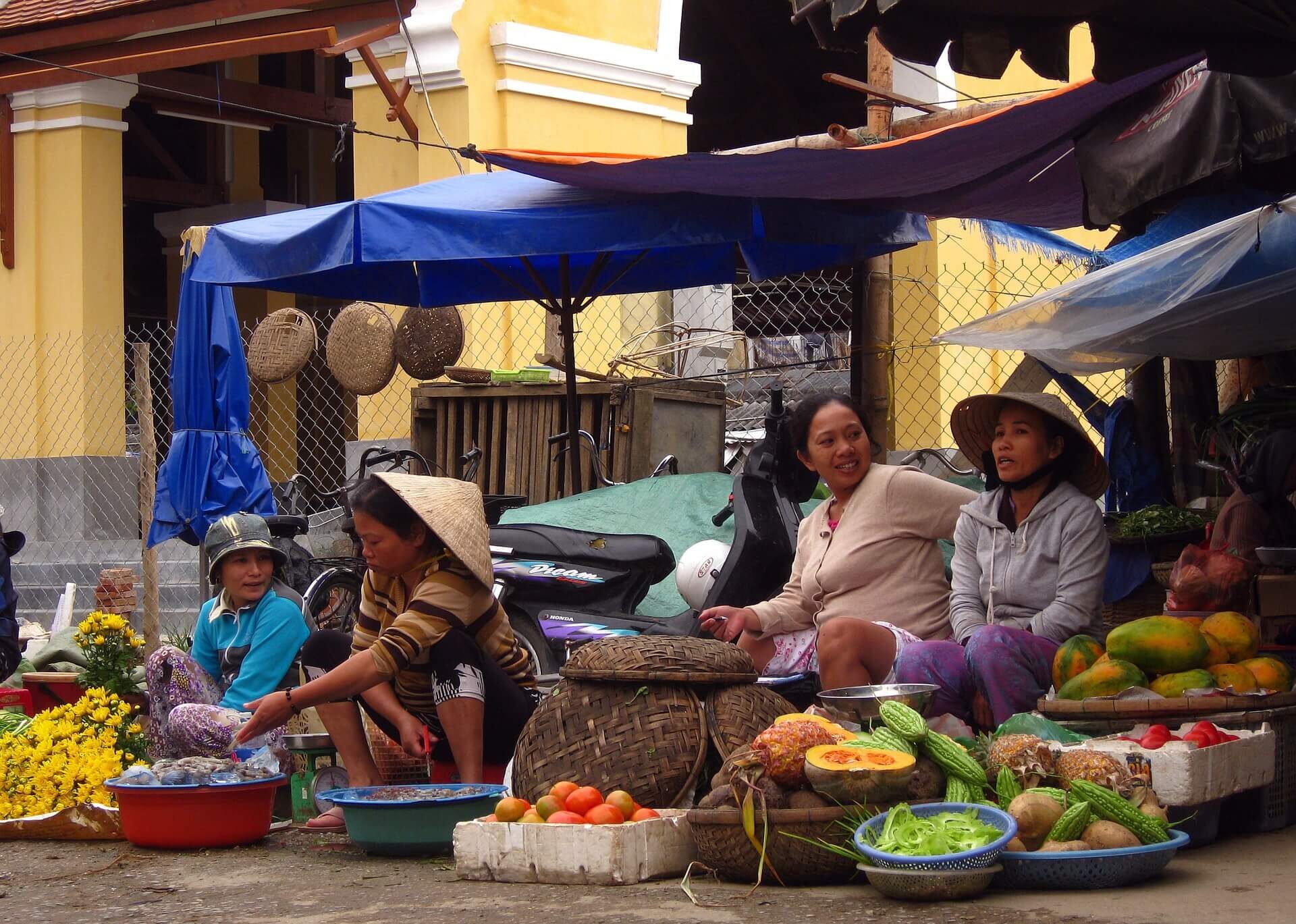 Vietnam street market