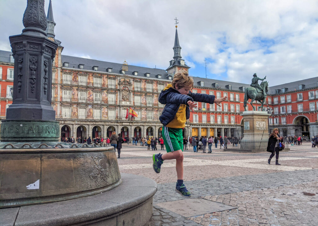 Madrid with kids feature