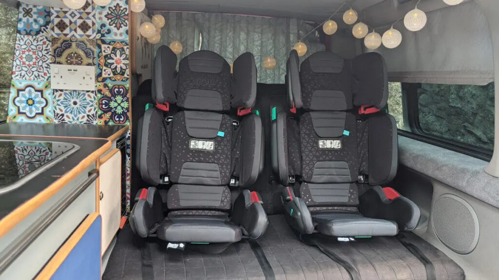 Hifold REVIEW: is this the BEST folding car seat? - TraveLynn Family