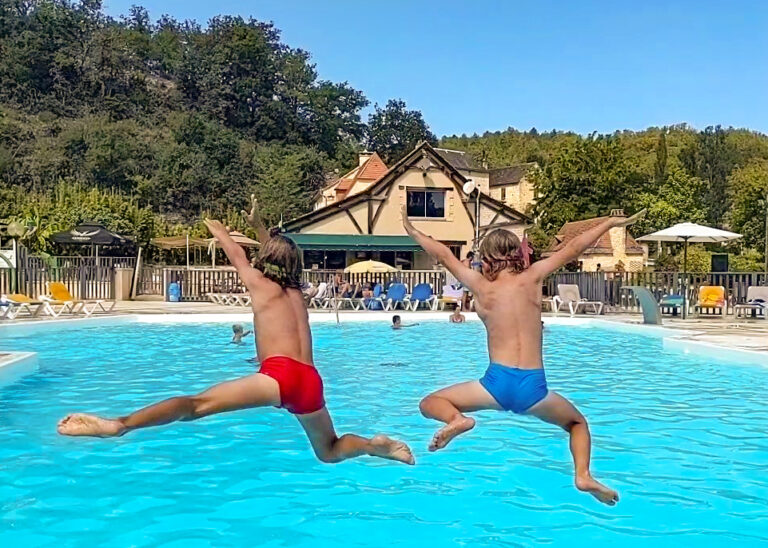 Le Moulin de Paulhiac Campsite Dordogne pool