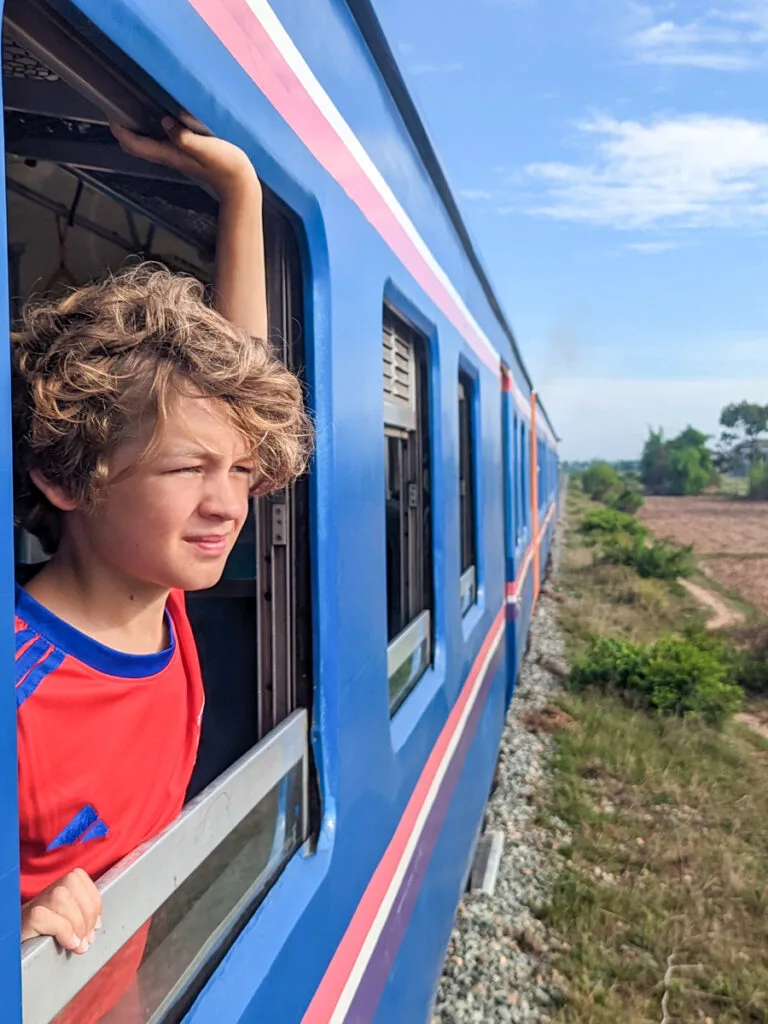 Phnom Penh to Battembang train